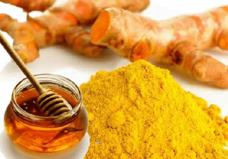 mat-ong-nghe Dùng mật ong hoặc trộn với bột nghệ rồi thoa vào chỗ bị loét trong miệng.