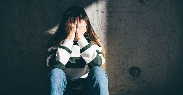 Cảm Xúc Tiêu Cực: Nguyên Nhân Làm Già Hóa Cơ Thể Nhanh Hơn Hút Thuốc