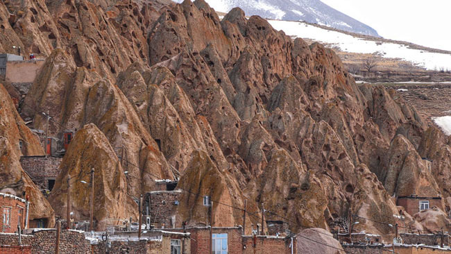 Hình ảnh làng Kandovan nhìn từ xa.