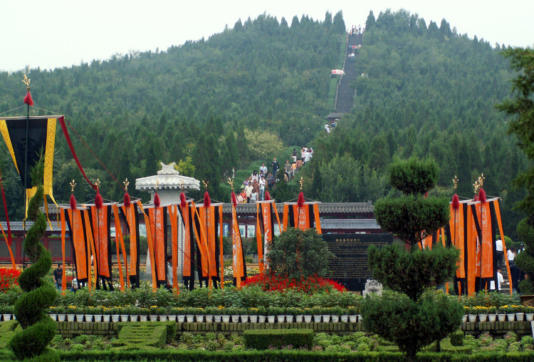 lang-mo-tan-thuy-hoang Lăng mộ Tần Thủy Hoàng