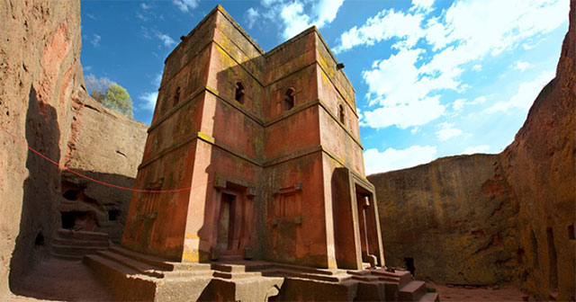 Khám Phá Kỳ Quan Nhà Thờ Đá Nguyên Khối Từ Thời Trung Cổ Ở Ethiopia