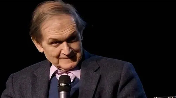 Những Khám Phá Của Roger Penrose Về Linh Hồn Con Người