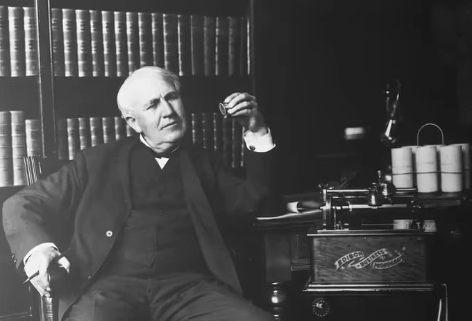 thomas-edison-3 Máy quay đĩa - phát minh vĩ đại của Thomas Edison.