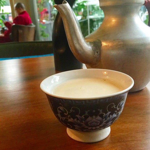 Trà bơ sữa bò Tây Tạng