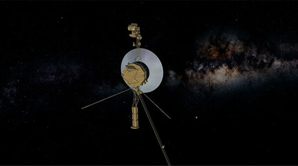 NASA Nỗ Lực Khôi Phục Liên Lạc Với Tàu Voyager 1 Đang Bay Xa 24 Tỷ Km