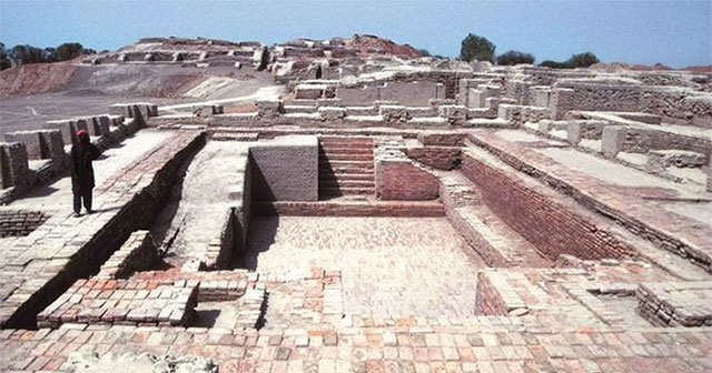 Khám Phá 5 Thành Phố Cổ Bí Ẩn Đã Biến Mất Khỏi Bản Đồ