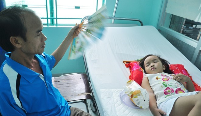 Bệnh nhân đang được điều trị tại Bệnh viện Nhiệt đới Khánh Hòa. Bệnh nhân đang được điều trị tại Bệnh viện Nhiệt đới Khánh Hòa.